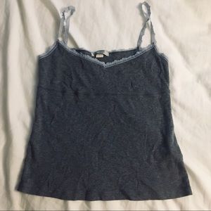 🍯 gray flowy lace cami